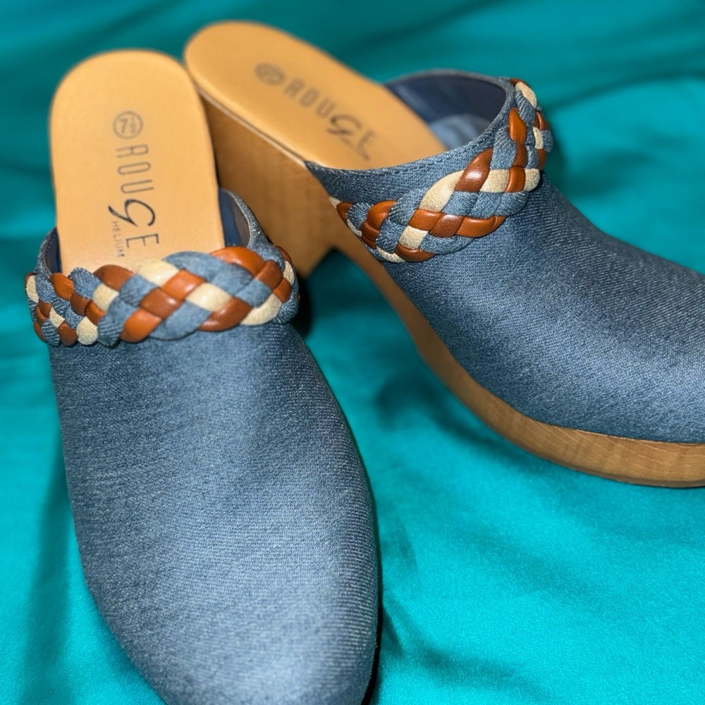 Women wedges